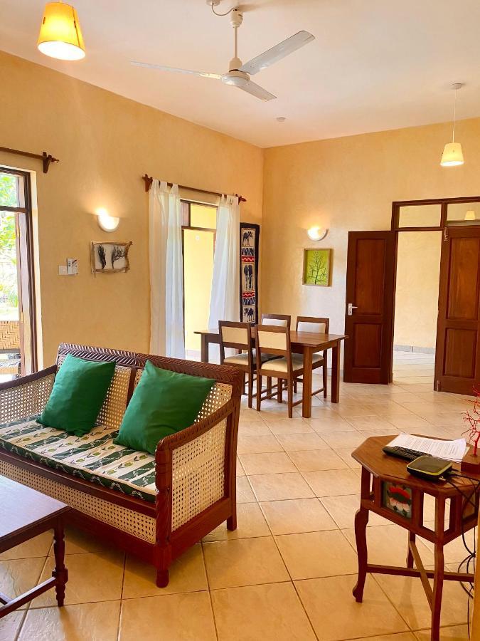 Flametree Beach Homes Diani Beach Eksteriør bilde