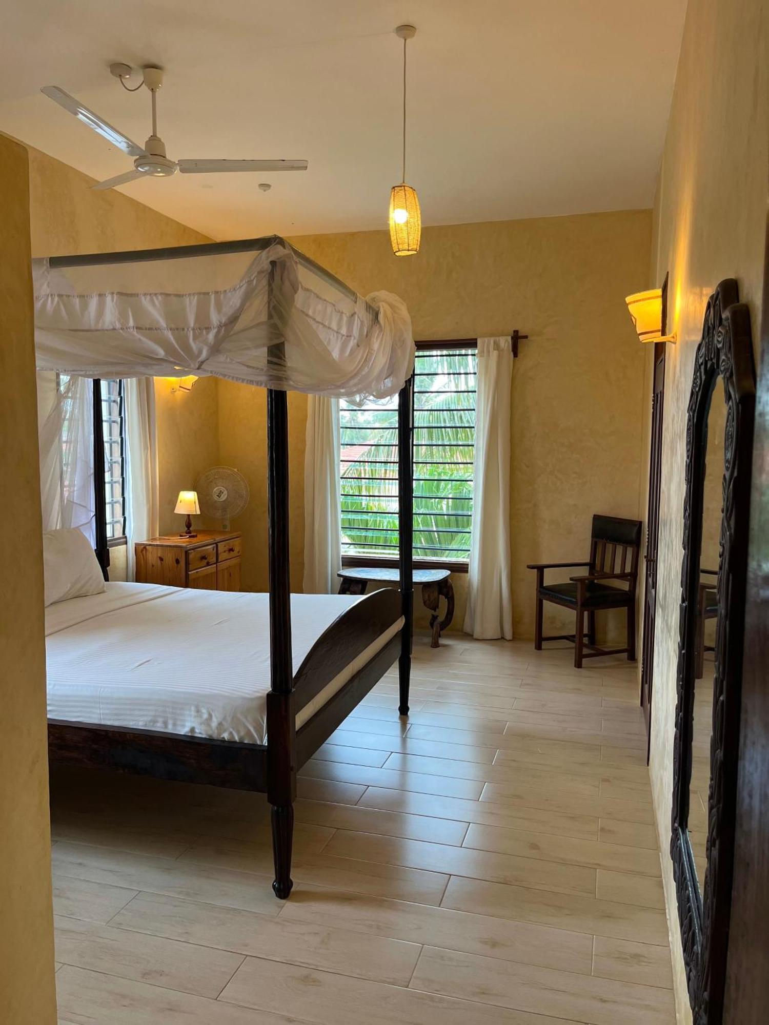 Flametree Beach Homes Diani Beach Eksteriør bilde
