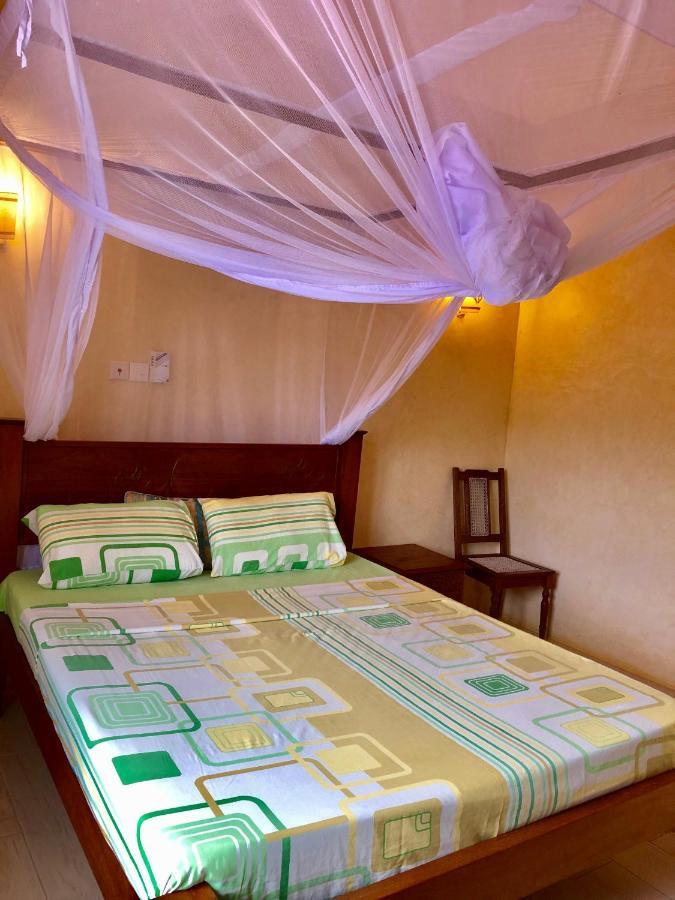 Flametree Beach Homes Diani Beach Eksteriør bilde